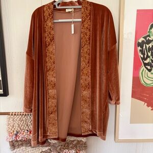 Cost Plus World Market Rose Rust Embroidered Velvet Kimono